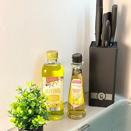 Bella - Business&family Ap 9, 100m Zum Konzerteingang Schloss, Parkplatz, Smarttv, Netflix, Waschmaschine, 24h Checkin, 35qm * 루드빅스부르크