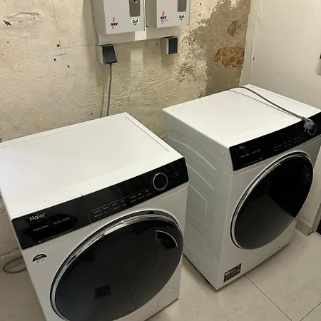 Bella - Business&family Ap 9, 100m Zum Konzerteingang Schloss, Parkplatz, Smarttv, Netflix, Waschmaschine, 24h Checkin, 35qm * 루드빅스부르크